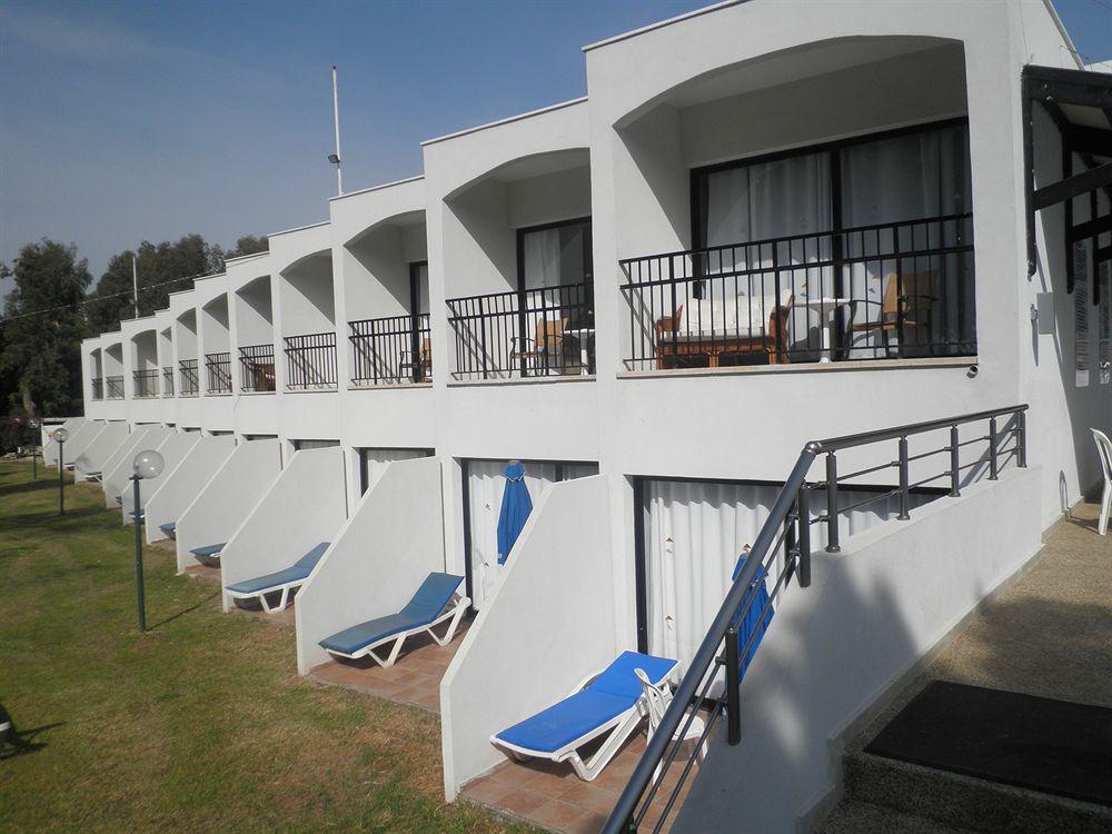Park Beach Hotel Limasol Dış mekan fotoğraf
